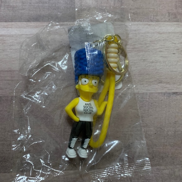 The Simpsons Marge KeyChain - Picture 2 of 2